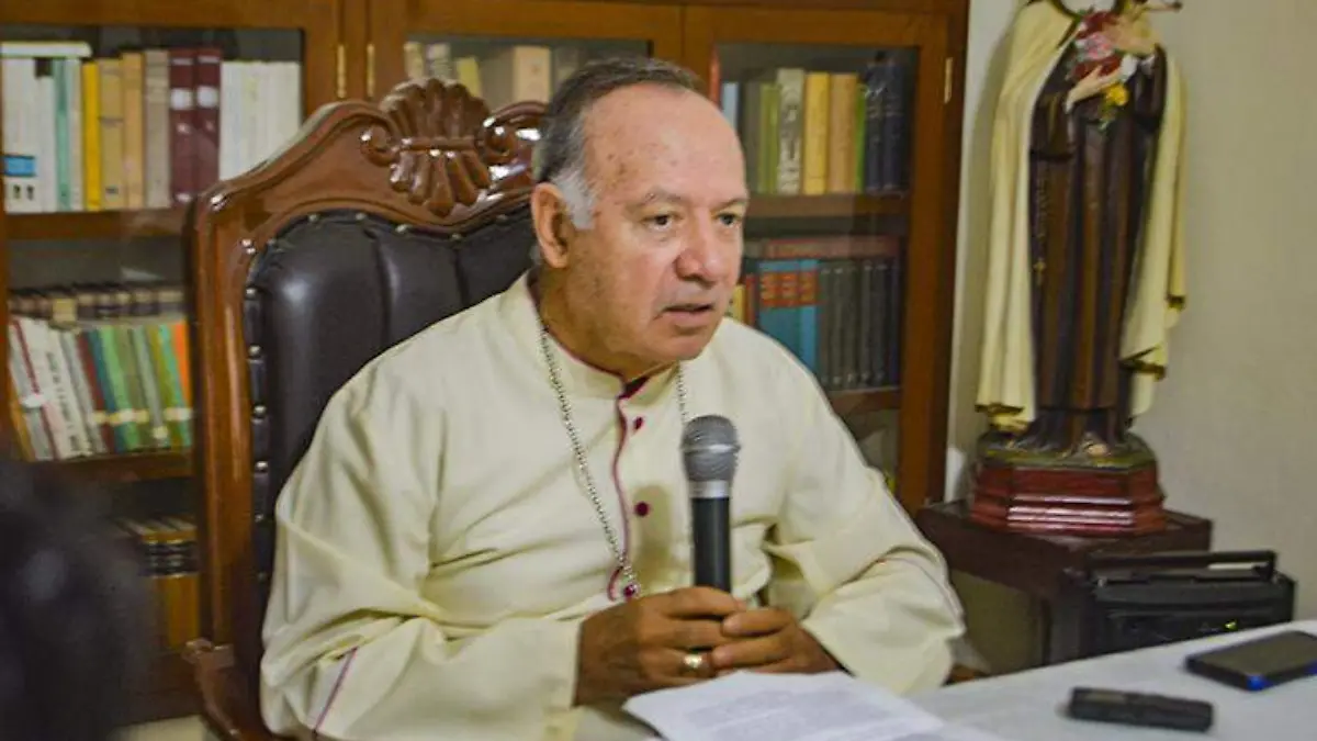 Acapulco - iglesia policía comunitaria