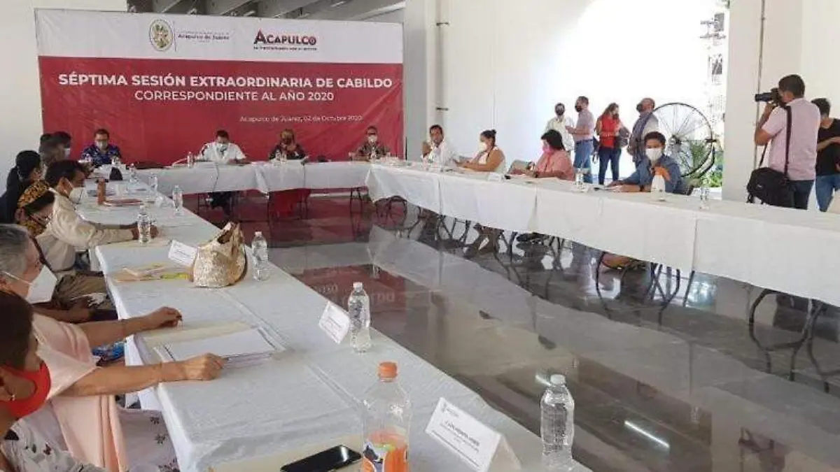 Adeudo ayuntamiento 