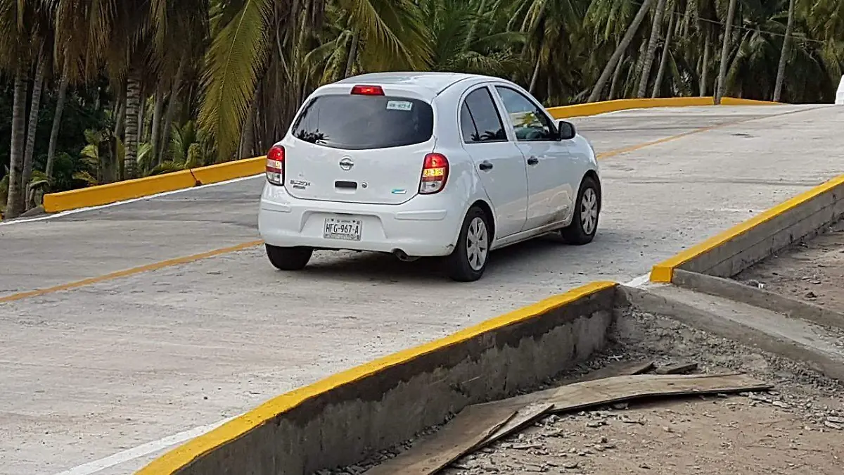 PUENTE