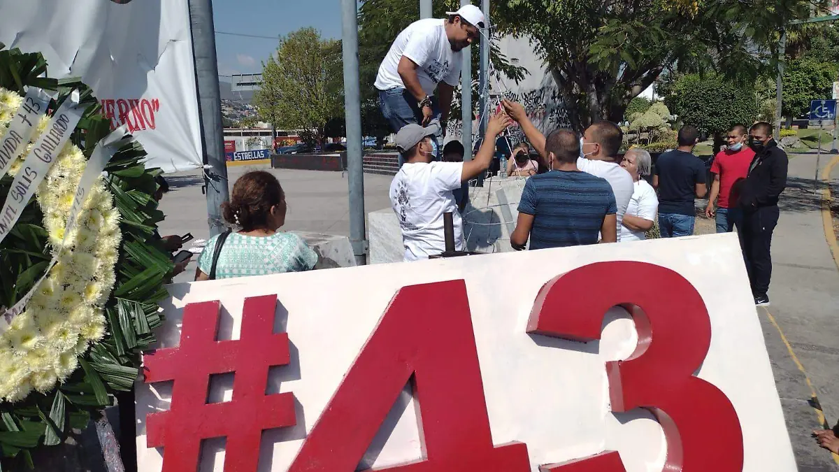 ayotzinapa2
