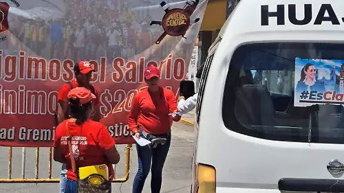 TRABAJADORES