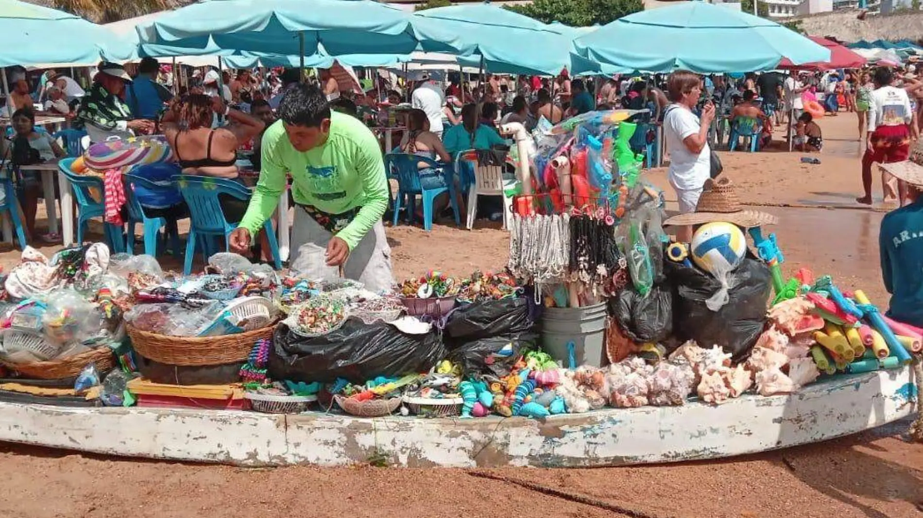 jesus-ramirez-vendedor-artesanias-acapulco-1