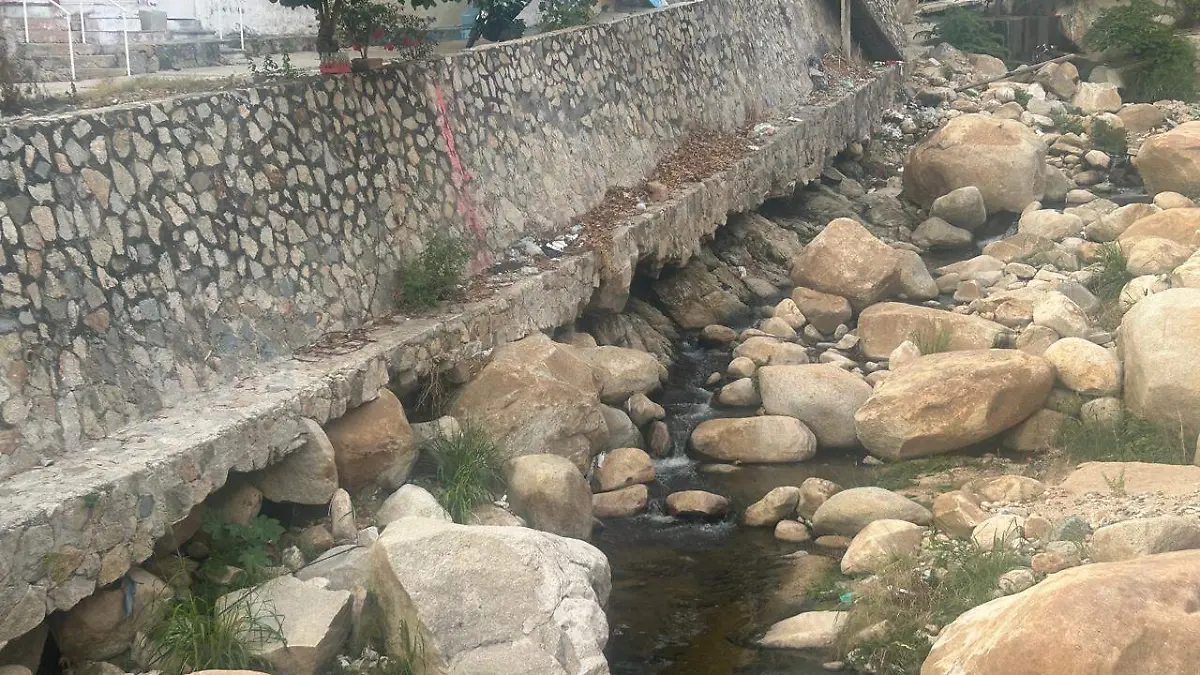 La ley determina sanciones económicas y prisiones por provocar descargas de aguas negras 