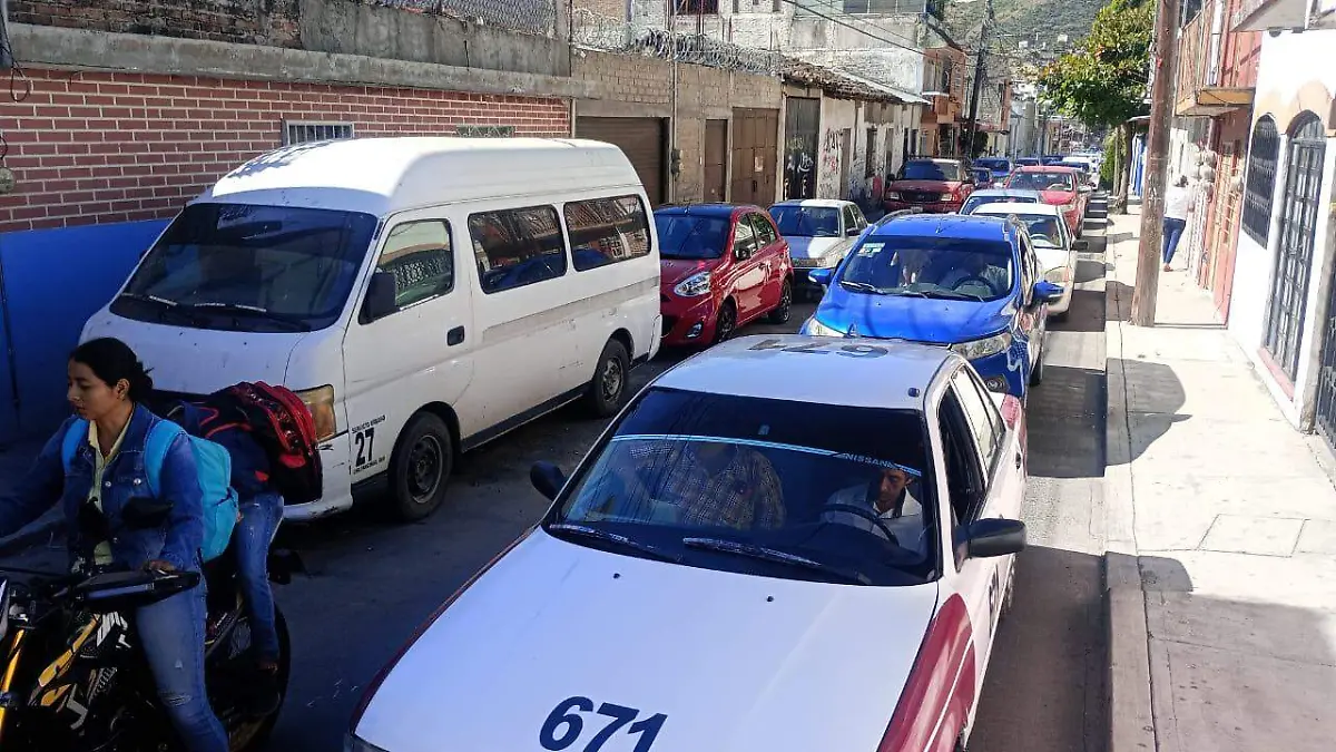 Grandes-Estacionamientos