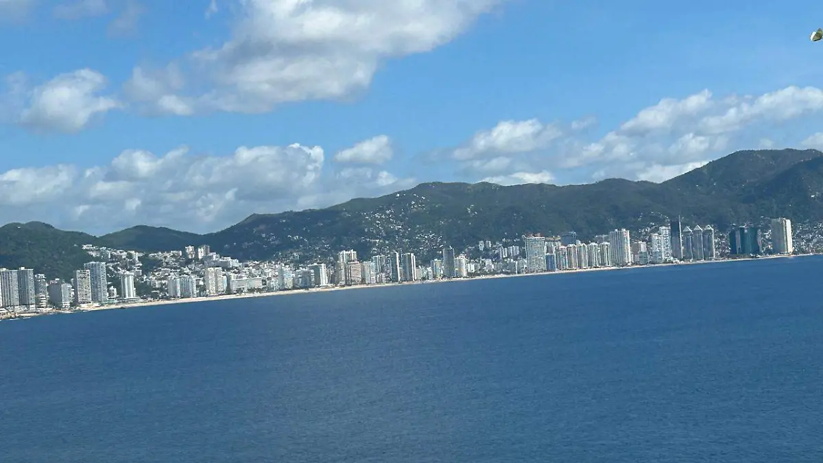 Sector empresarial de Acapulco, piden prórroga para pagar licencias de funcionamiento y concesiones de zona federal