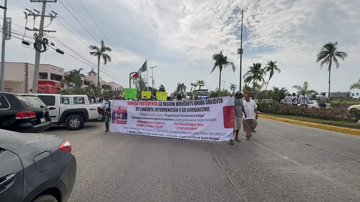 Marchan turisteros en Diamante 