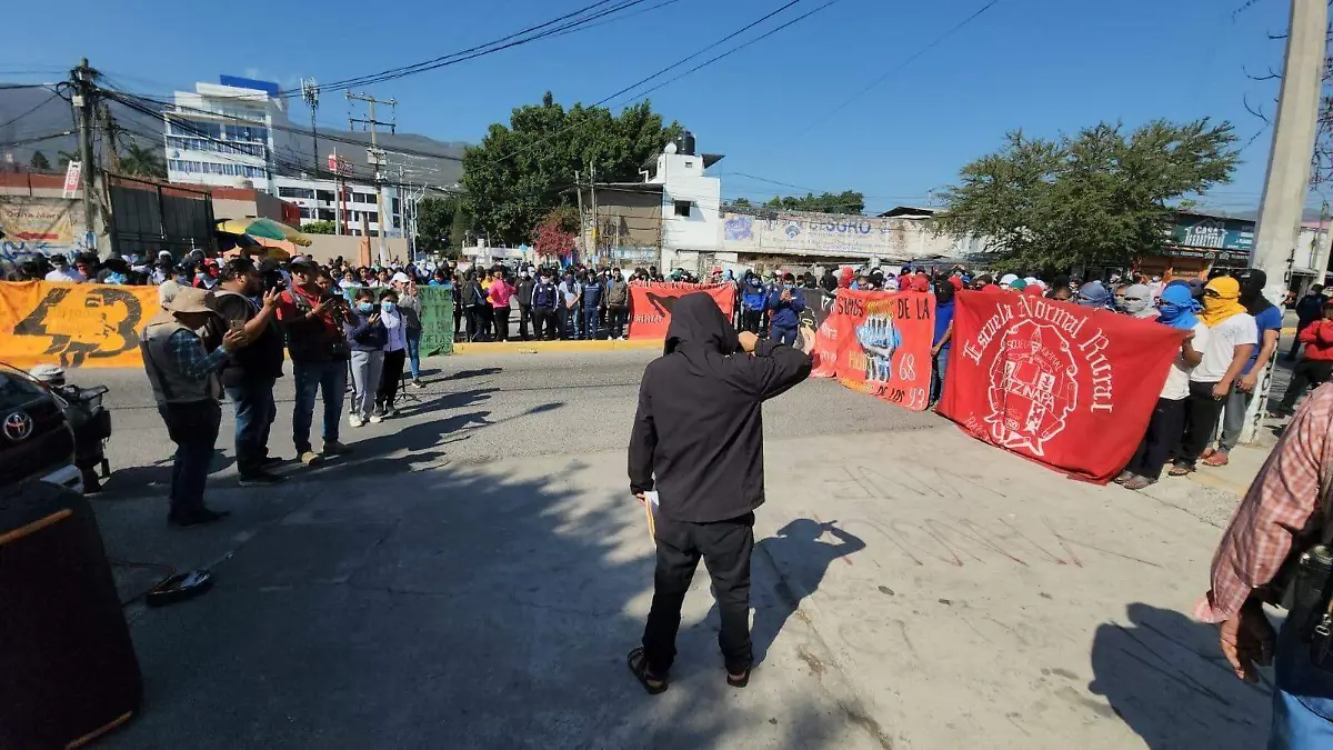 Normalistas de Ayotzi