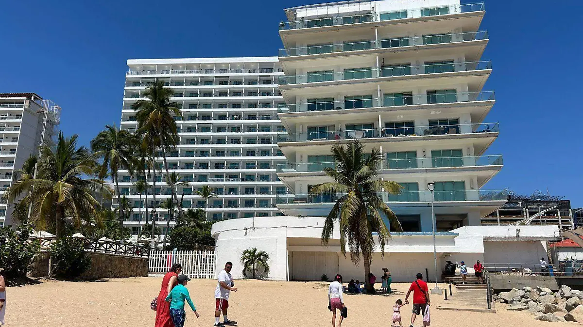 Se deben sumar todos los sectores, para recuperar estancia de visitantes 