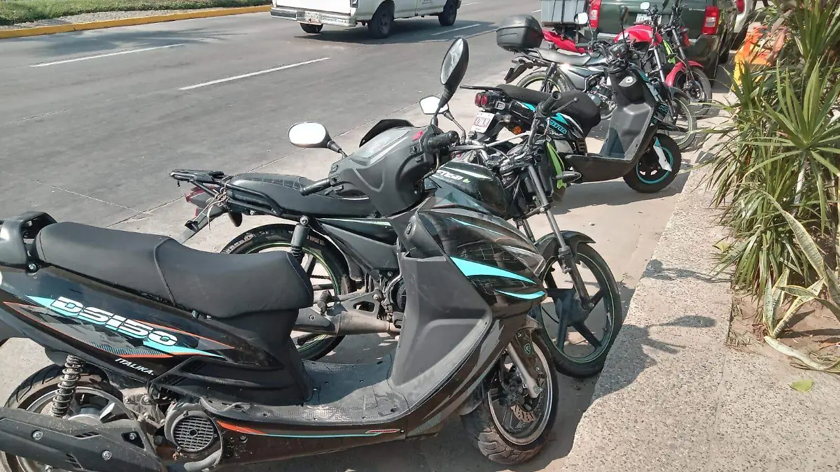 Todas las vialidades de Acapulco, registran aumento en tráfico de motos