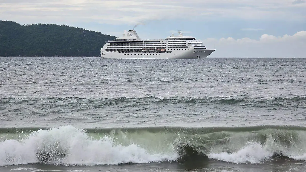 barco-acapulco-sevenseas