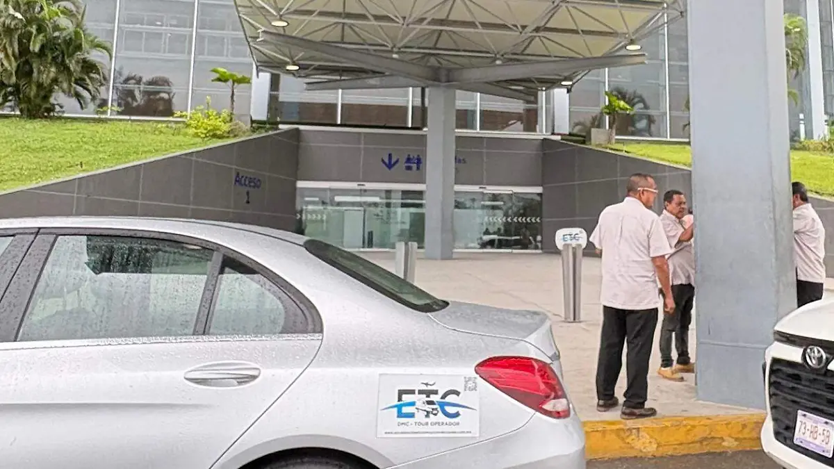 taxista en el aeropuerto de Acapulco