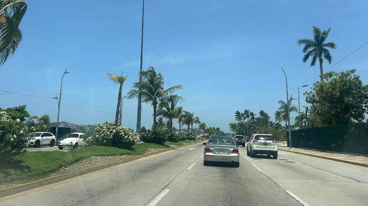 La Costera registra basura en cada esquina