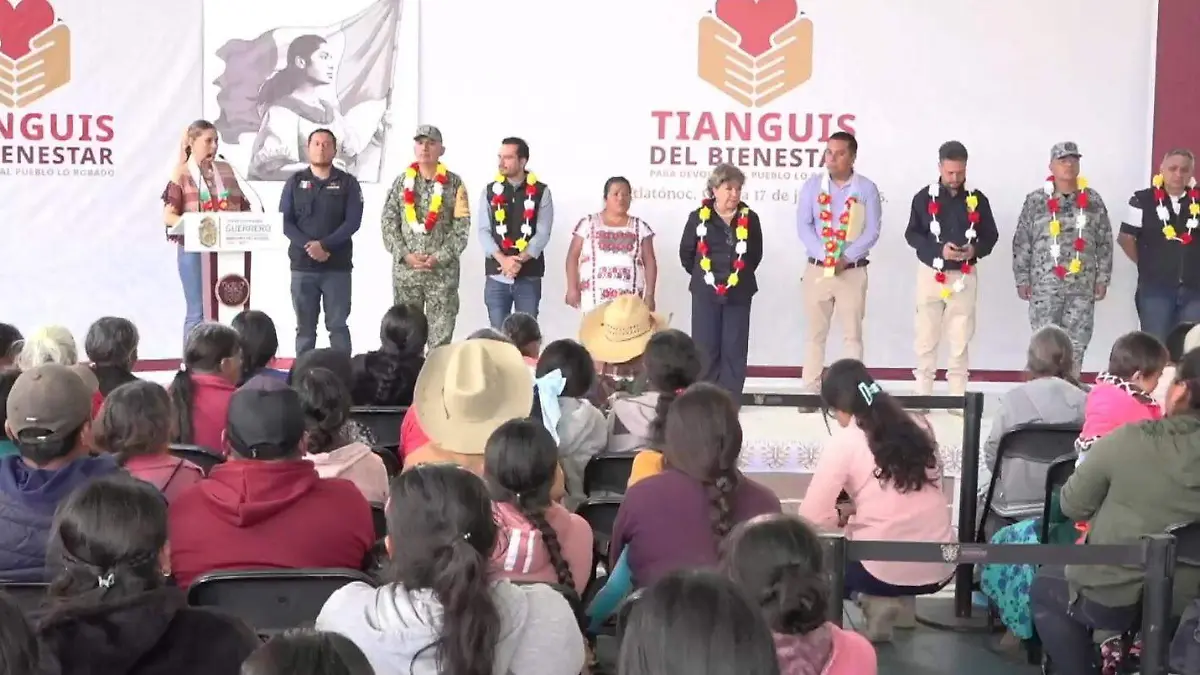 Evelyn - Metlatónoc 02