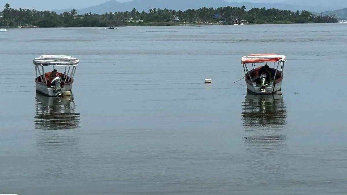 La falta de turistas, afecta trabajo de unas 100 personas que trabajan en recorridos en lancha