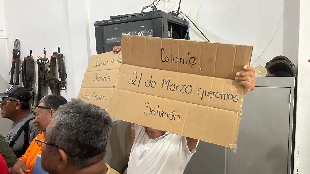 Piden alumbrado público