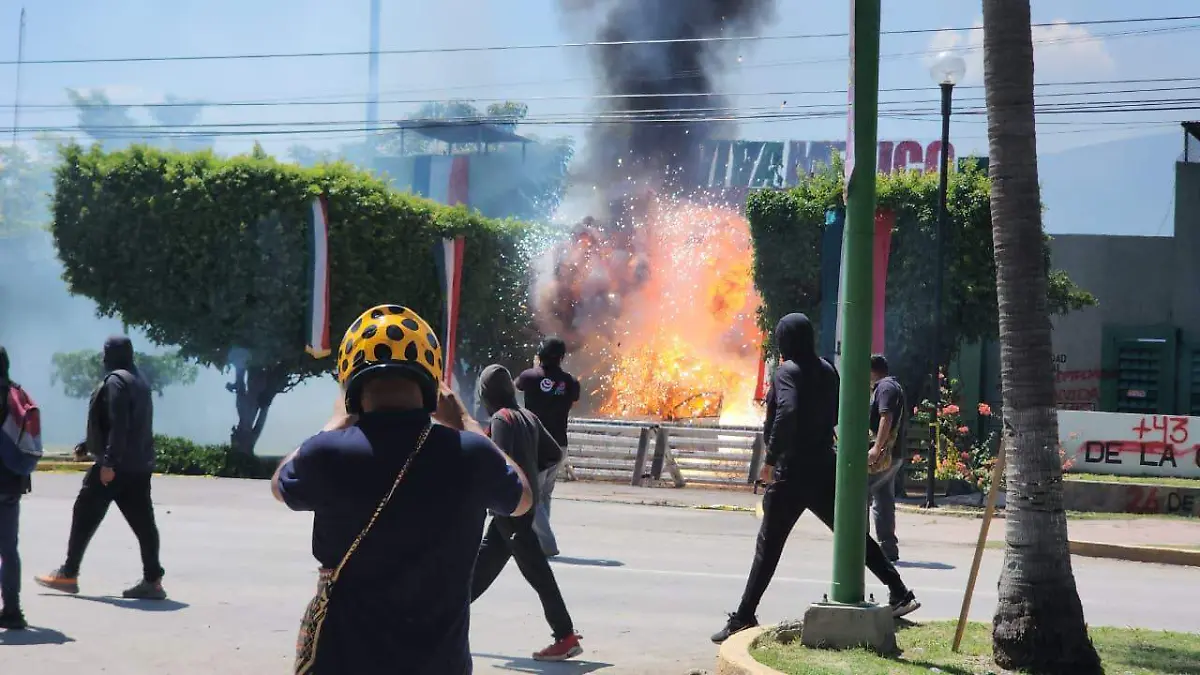 ayotzis1