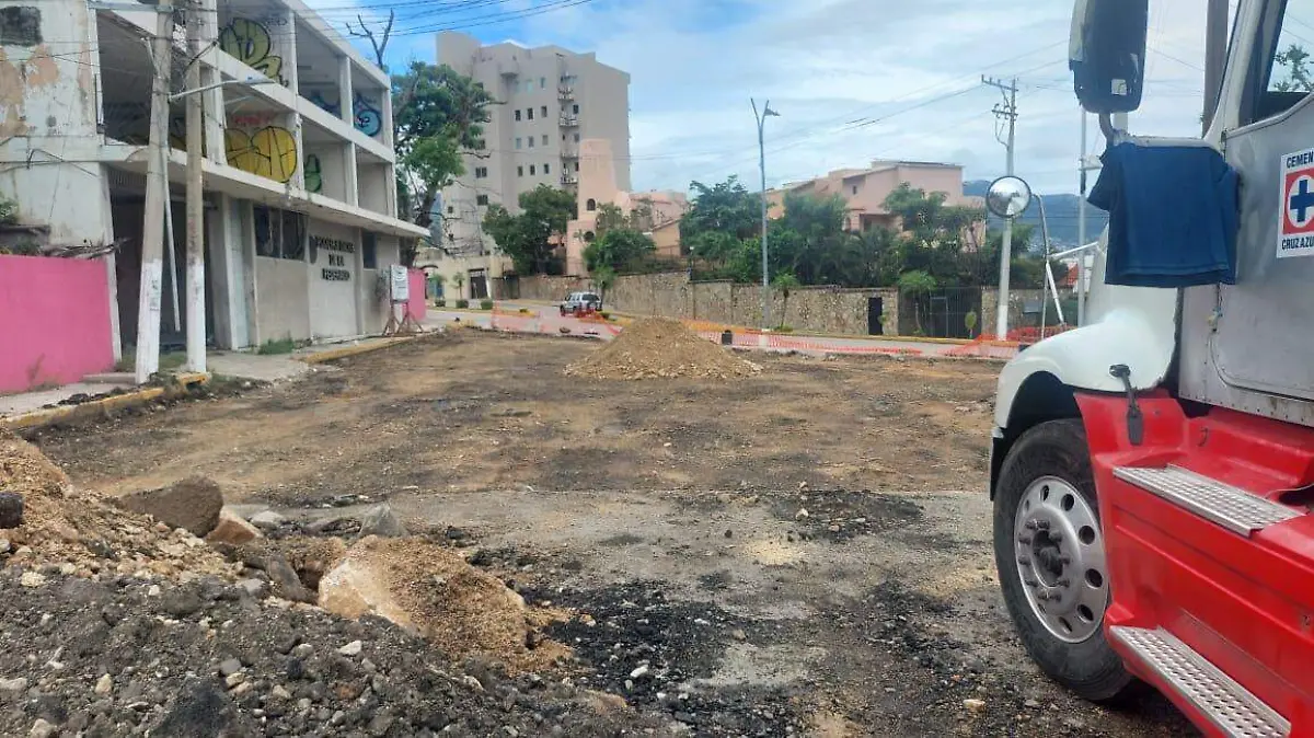 Tiene casi un mes detenida la obra 