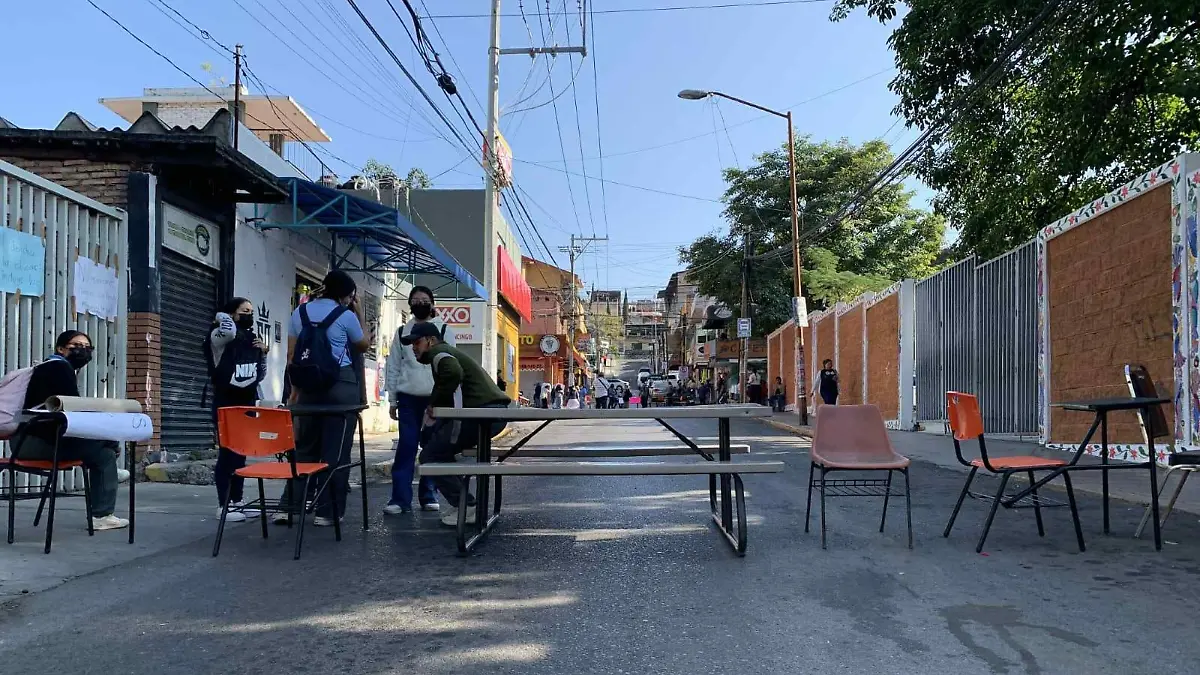 Alumnos de la UPN protestan por falta de energía en la escuela