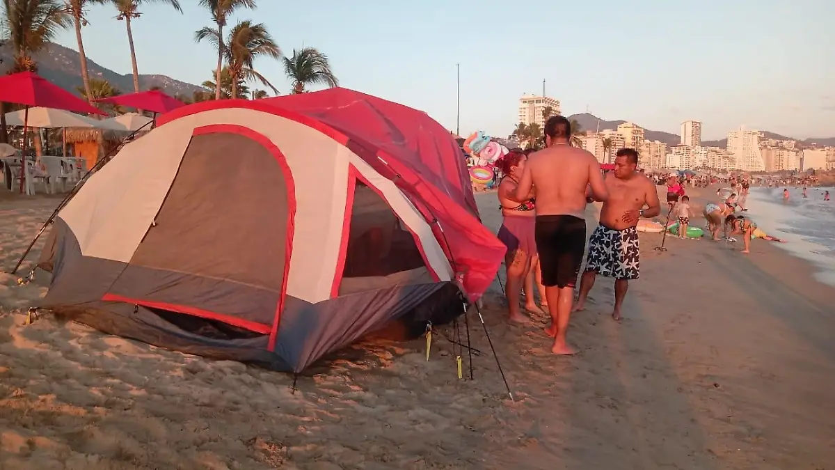 Turistas - Casa - ACA