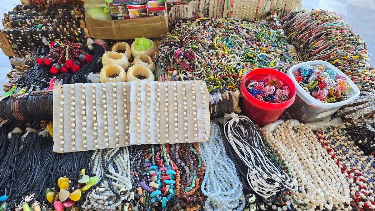 Tiene más de 50 años que llegó al puerto de Acapulco