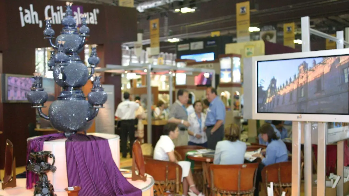 Stands-Tianguis-Turístico