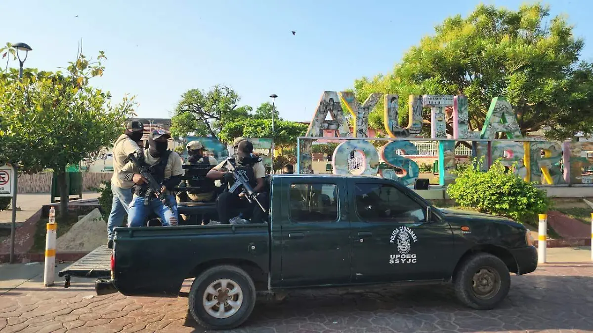 Ayutla-Policías