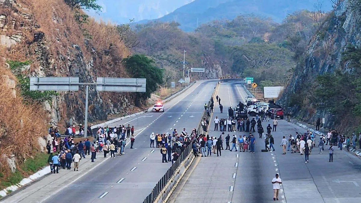 Bloqueo Autopista del Sol 2 febrero