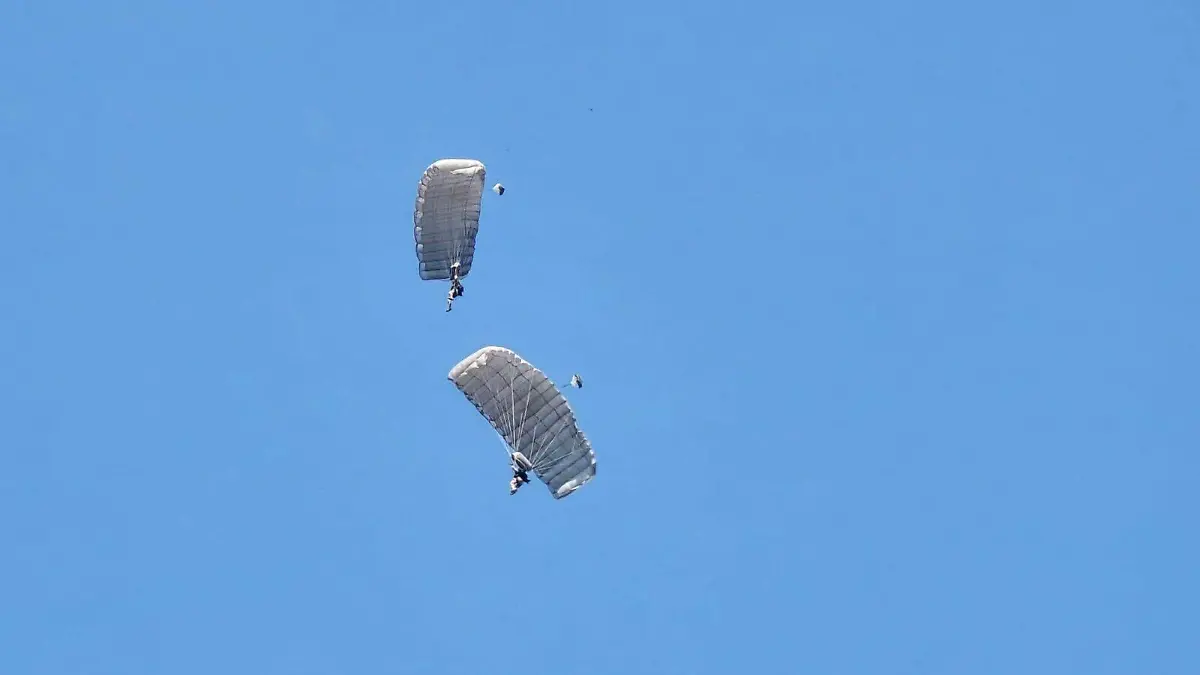 be16dc52-bb05-417f-893d-aff22ec52421