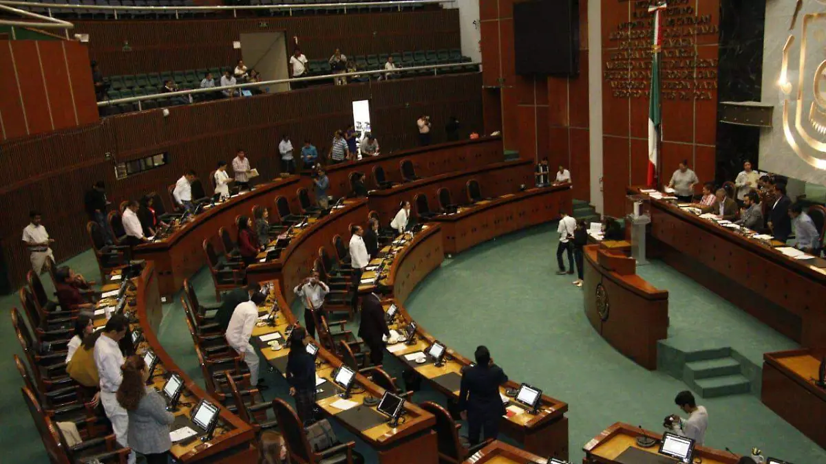 PLENO-CONGRESO-1-BOL-273