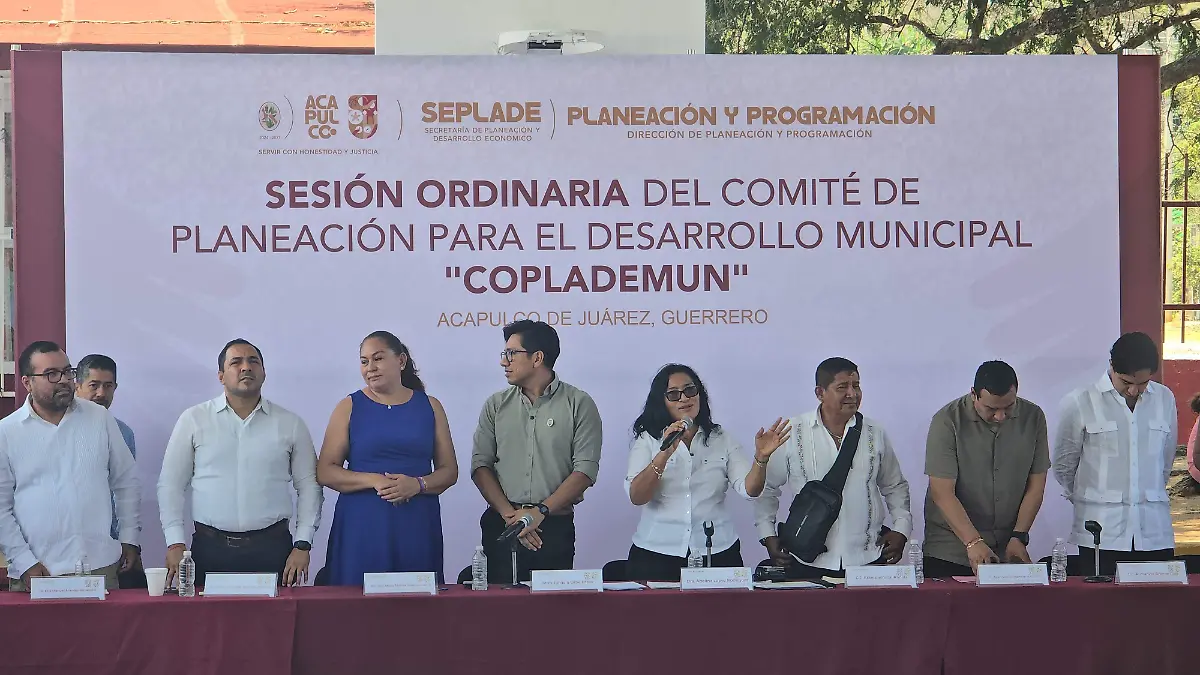 2b317e8a-5be8-4ebc-8d3e-48f18e5fd873