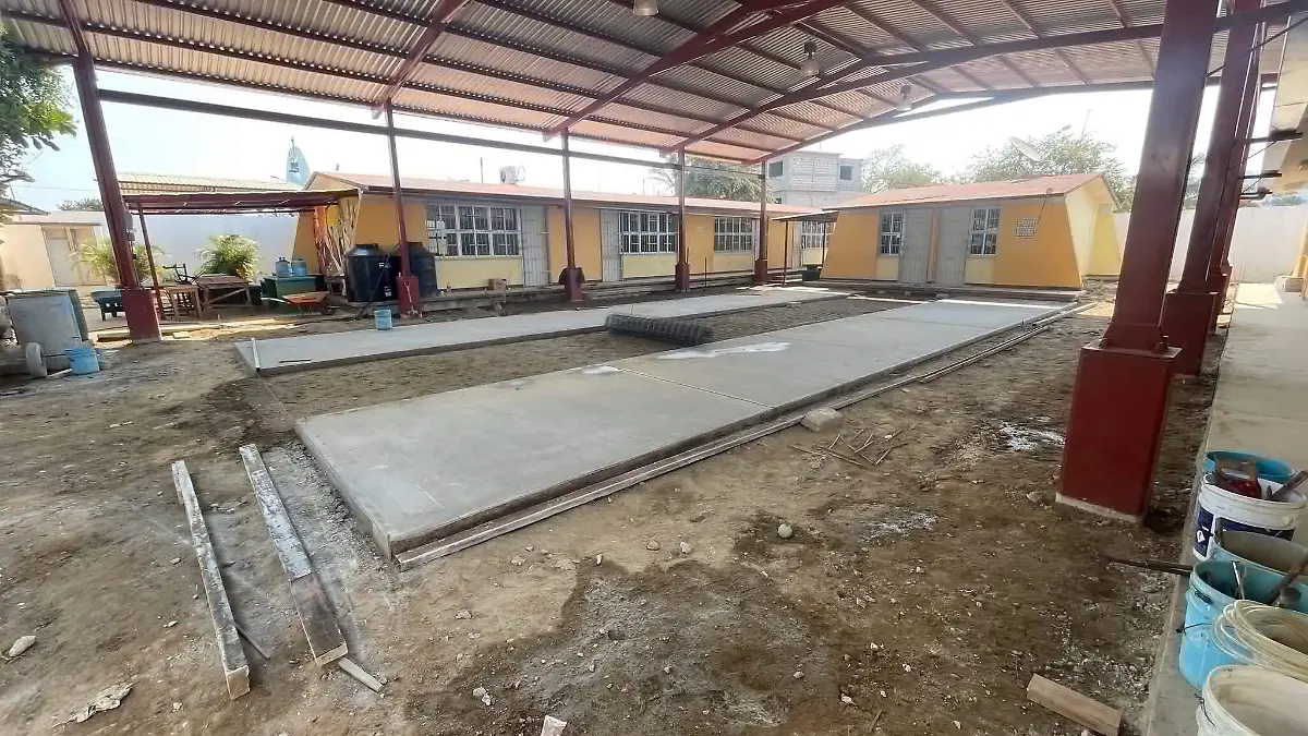 Escuela - Reconstrucción - Gro