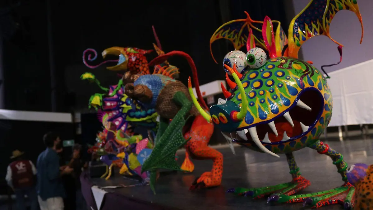 885278_Exposición Alebrijes cartoneros_web (1)