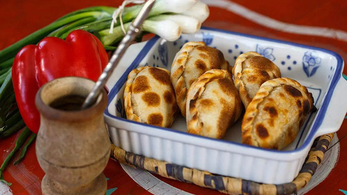 Empanadas-argentinas-tipo-a-la-cordobesa