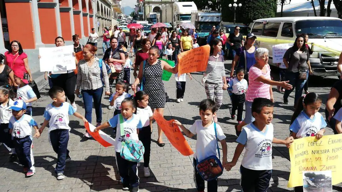 a27df90f-1e5c-4012-9ad7-03dcc604d98c