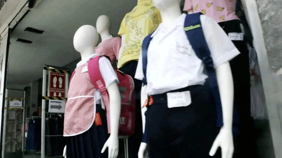 Encarecen uniformes en Córdoba