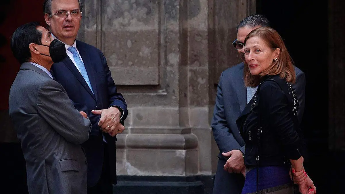 Tatiana-Clouthier-Galo-Cañas-CO