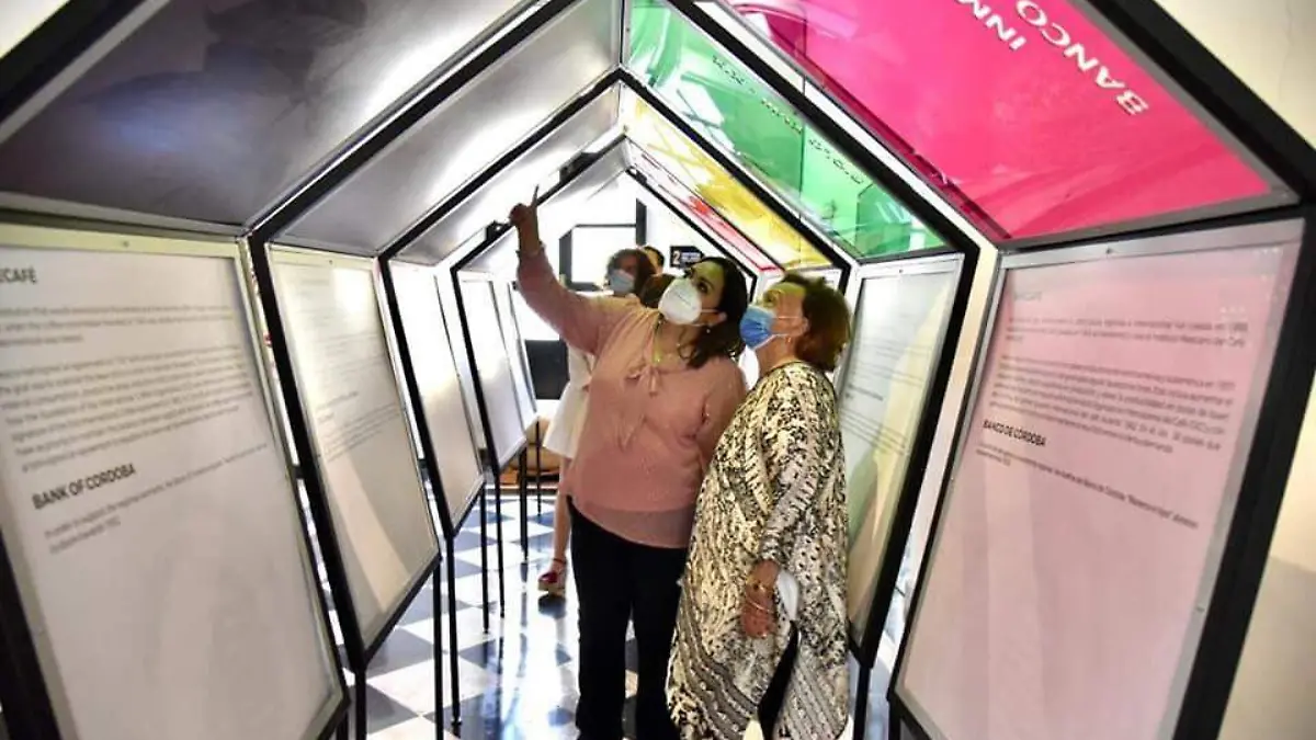 Susana Palazuelos en el Museo del Café de Córdoba