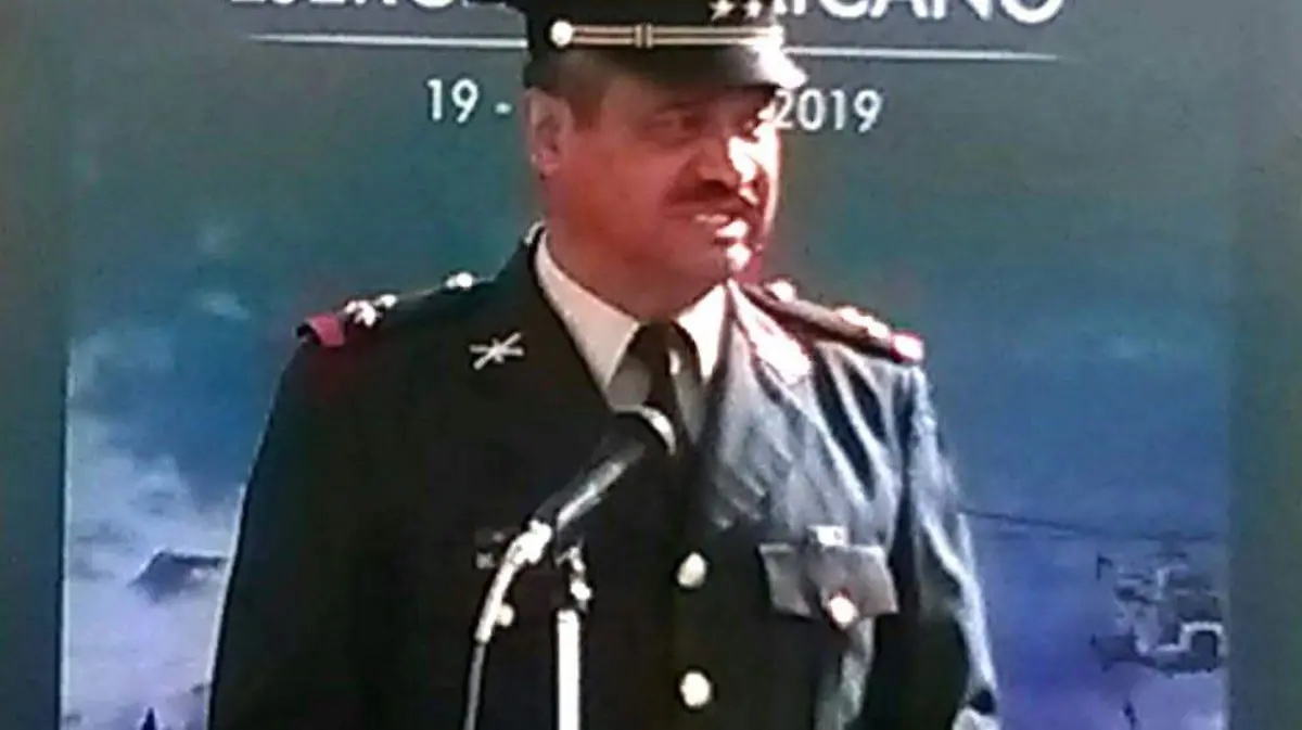 f7a525e1-1951-40f0-b623-fc43e9fe5854