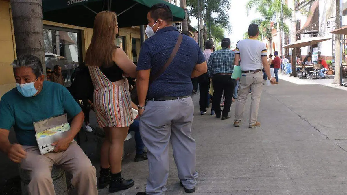 Verificación-vehicular-en-Córdoba-saturan-oficinas-para-recibir-subsidio