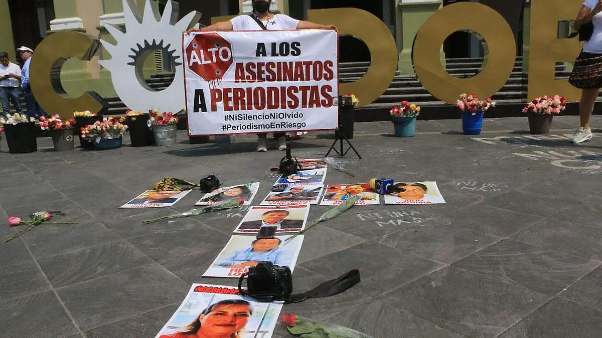En-Cordoba-piden-justicia-por-asesinato-de-periodistas-Yessenia-y-Sheila-de-Cosoleacaque