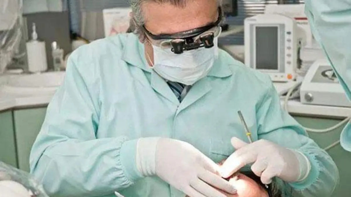 dentist-2530990__340