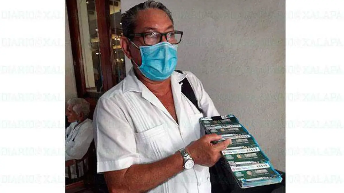 Rubén-Darío-Gutiérrez-López,-vendedor-de-boletos