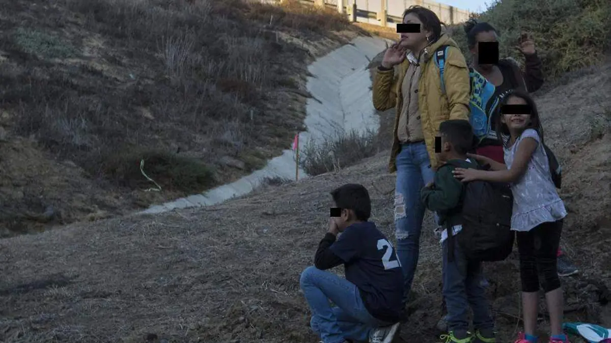 Migrantes_muro_frontera-4ok