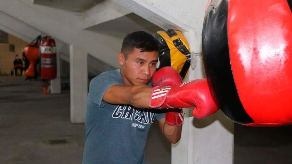 2-Jose-Luis-Lopez-es-boxeador-profesional-de-Fortin-de-las-Flores