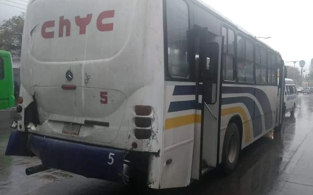 Autobús involucrado