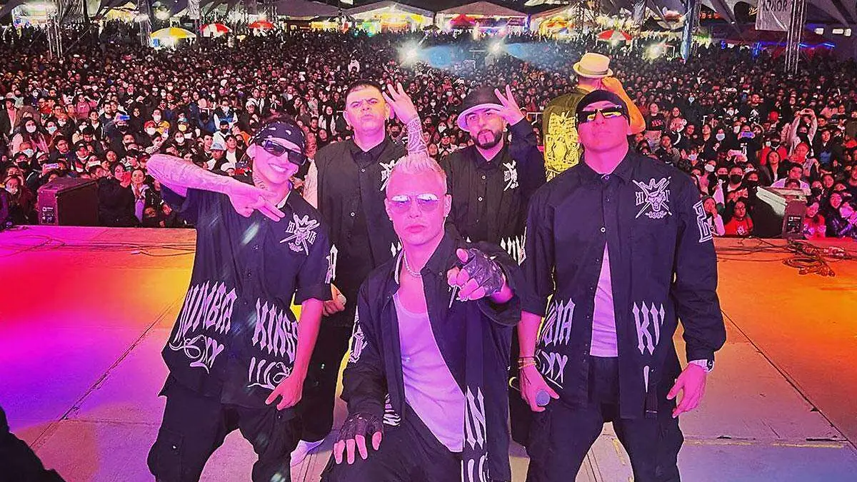 Kumbia-Kings-en-la-Feria-de-Chocaman
