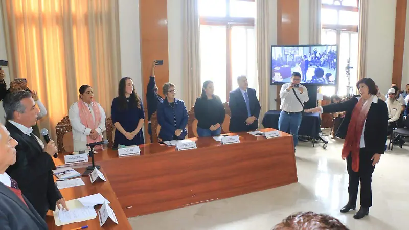 Antonia Reyes Olmos a cargo de la Tesorería Municipal