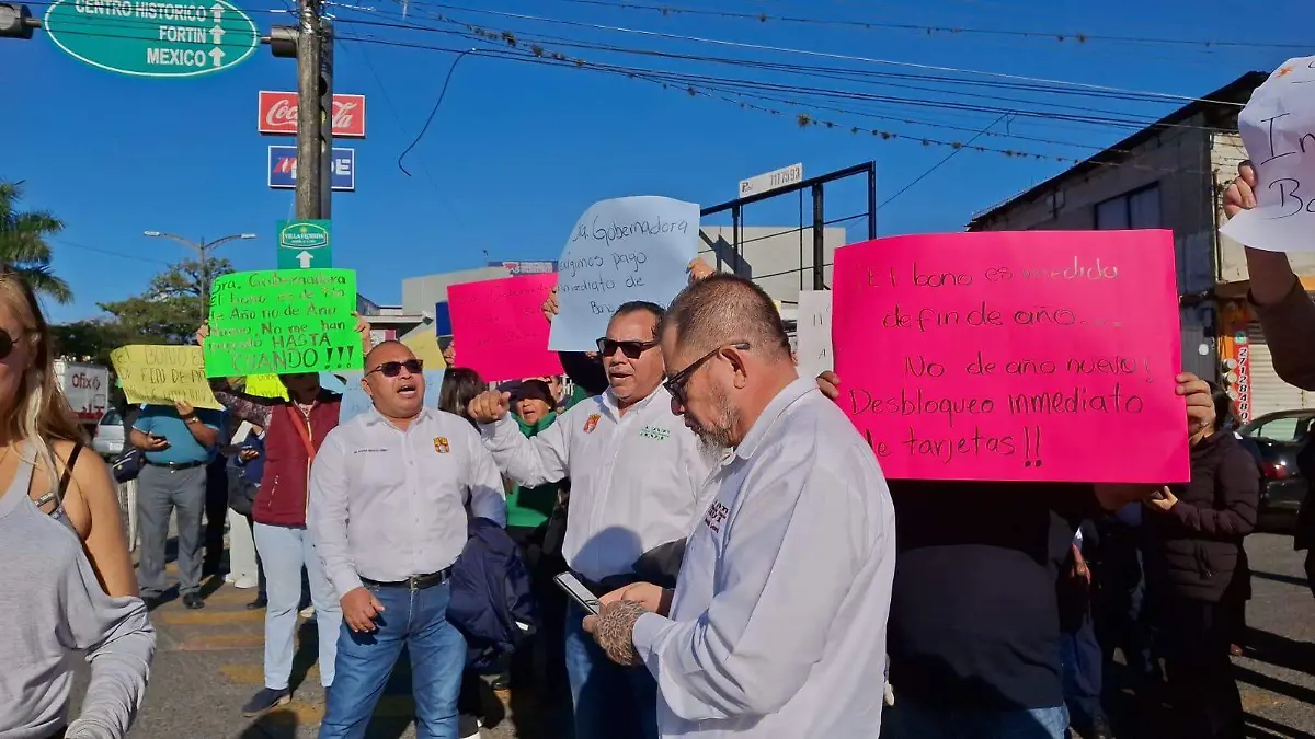 a5fca824-9f7f-4deb-a0ed-4616f8b505aa