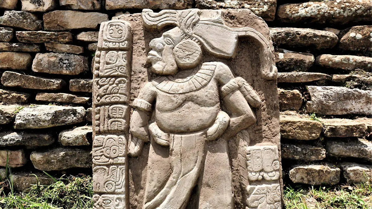 886664_Toniná Cremación Gobernantes_web