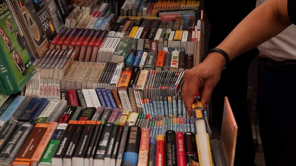 924982_Inauguración Gran Remate Libros_web